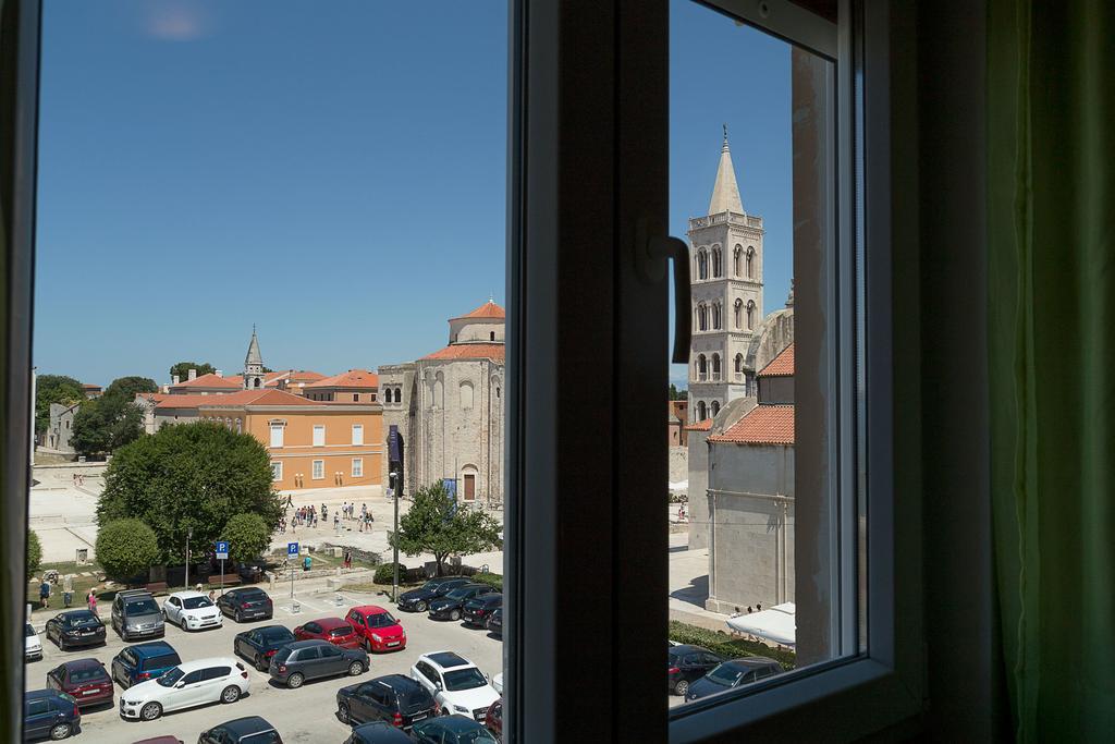 Cozy Old Town Apartment Zadar Exterior photo